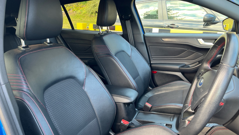 Ford Focus 1.5 EcoBoost 182 ST-Line X 5dr Petrol Estate